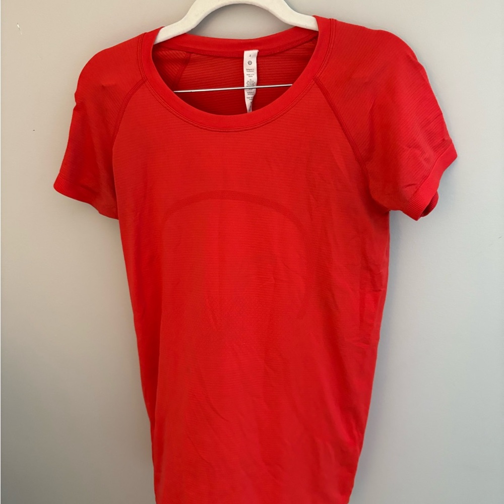 Women's Lululemon swiftly tech orange/ red shirt